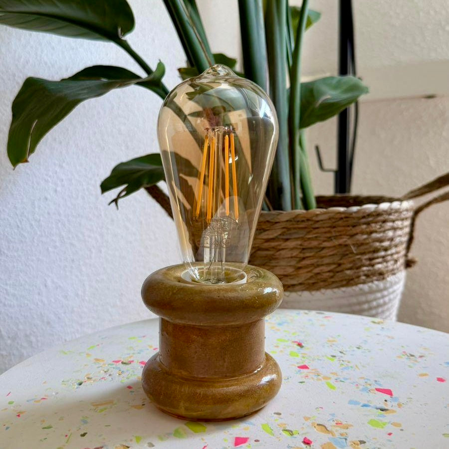 Lámpara de Mesa Agata